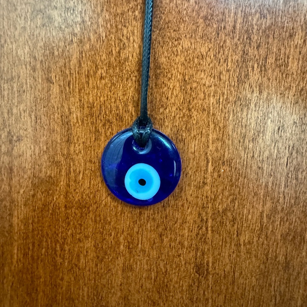 Evil Eye Necklace Never Warn Before 18-20in Long Cute Chic Jewlery Adjustable